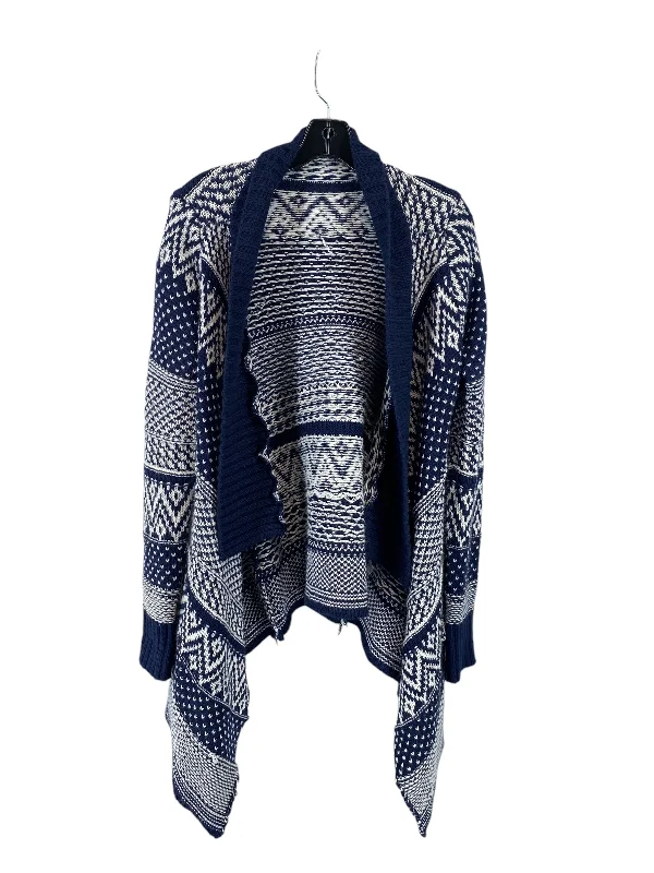 Geometric print women's sweaterSweater Cardigan By Clothes Mentor In Blue & White, Size: L