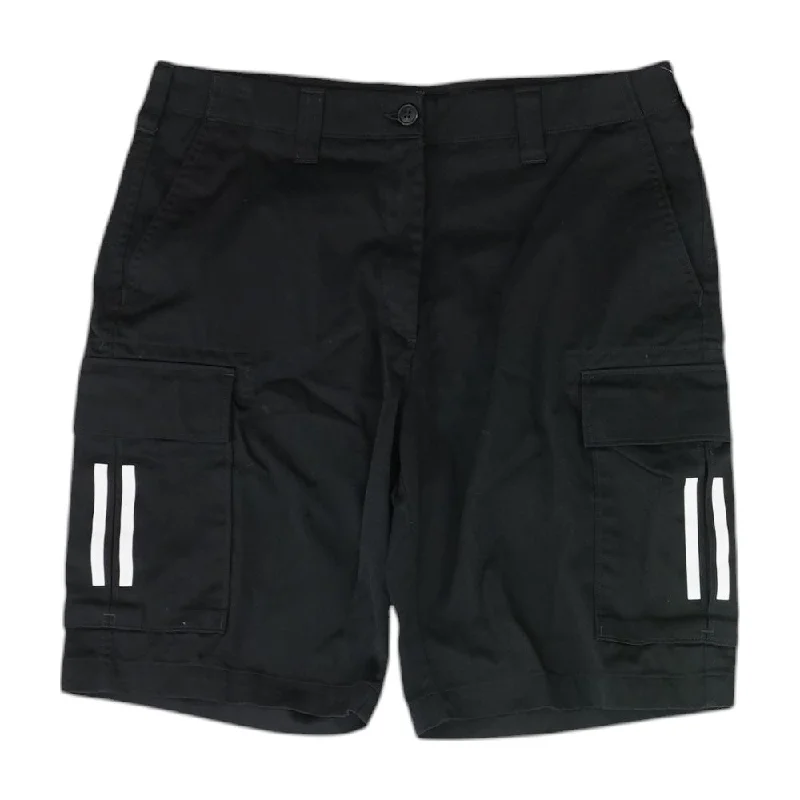 Layering women's pantsBlack Solid Shorts