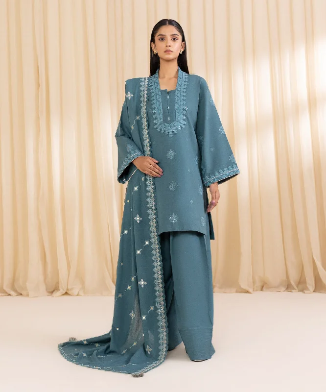 casual women's wear sets3 Piece - Embroidered Karandi Suit