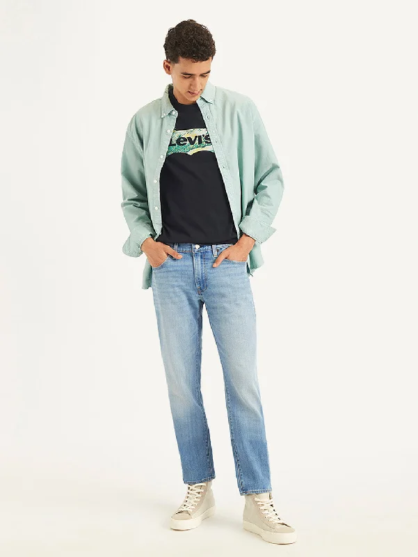 Jeans with a relaxed fit and slight flare at the legs for a retro vibeMen's 511 Slim Fit Light Blue Jeans