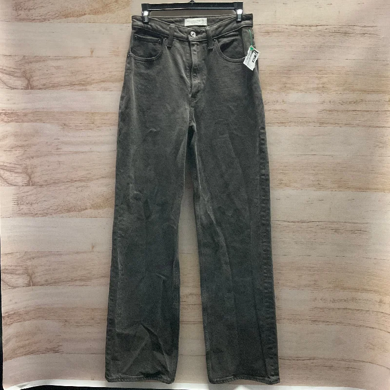 Jeans with a slim fit for a polished appearanceJeans Straight By Abercrombie And Fitch In Brown, Size: 2