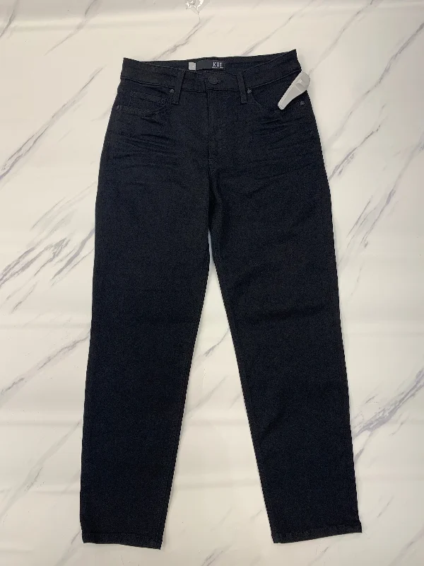 Jeans with a classic five-pocket design and added stretch for ease of movementJeans Straight By Kut In Black, Size: 4