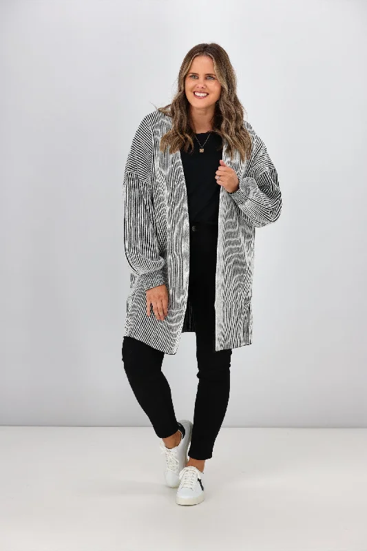 Luxury women's sweaterSass Lisette Chunky Rib Cardi Black White