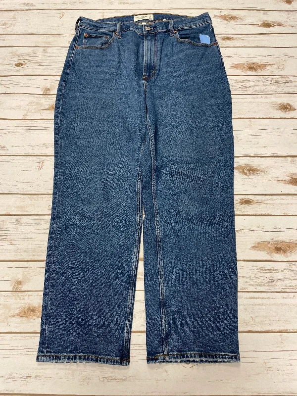 Jeans with a high waist and wide legs for a vintage and flattering fitJeans Straight By Abercrombie And Fitch In Blue Denim, Size: 14