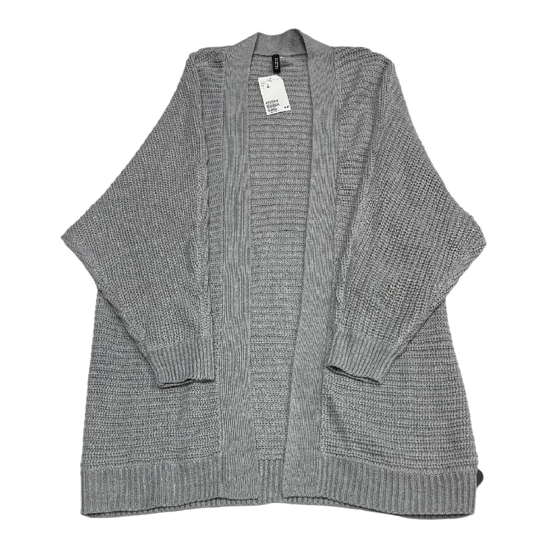 Local artisan women's sweaterSweater Cardigan By Divided In Grey, Size: M