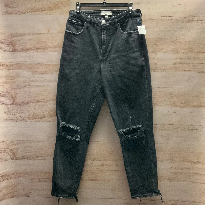 Jeans with a distressed and bleached finish combined with embroidery for a bold and trendy lookJeans Straight By Abercrombie And Fitch In Black, Size: 6