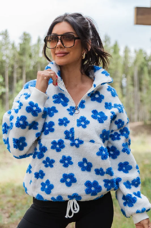 women's hooded sweatshirtsPlaying For Keeps Blue and Ivory Floral Print Sherpa Pullover