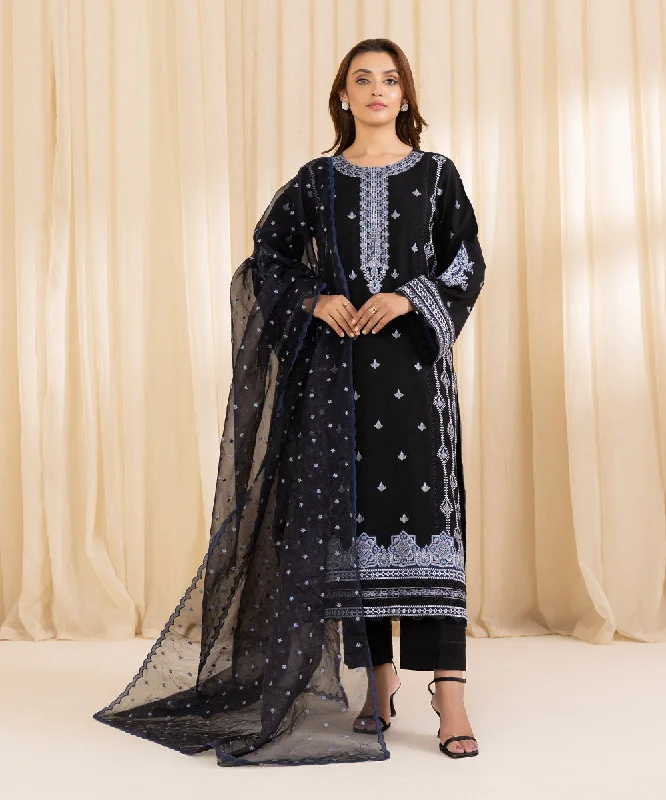 women's suit sets for winter3 Piece - Embroidered Karandi Suit