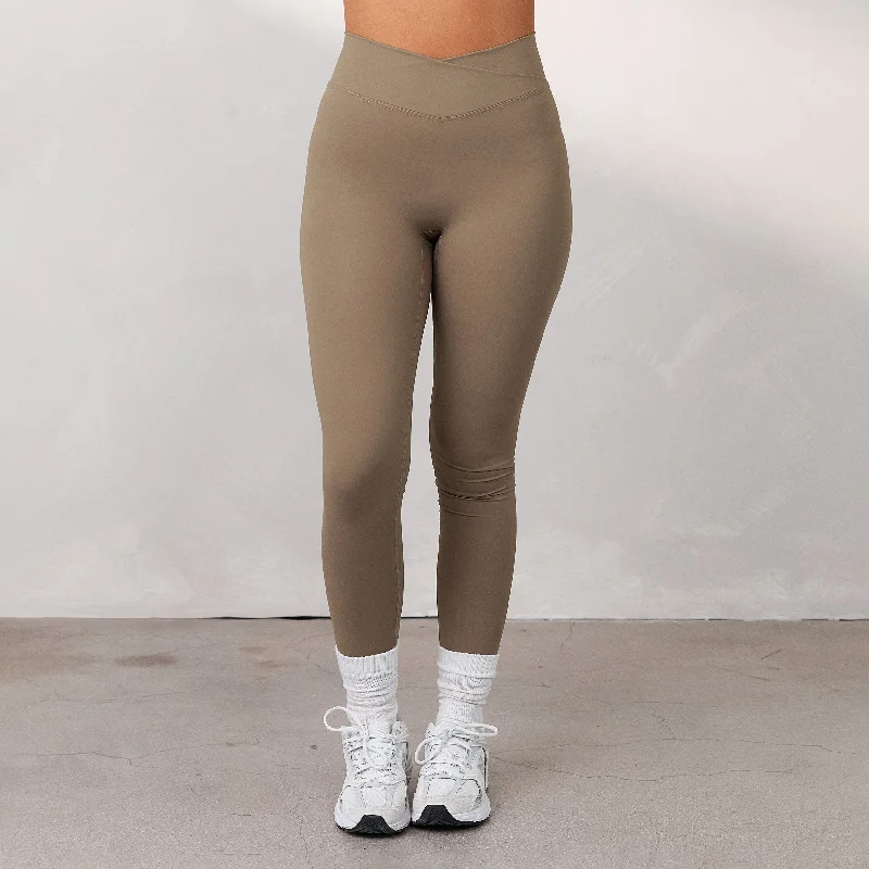 Autumn-inspired women's skirtsSilhouette Crossover Leggings - Dune