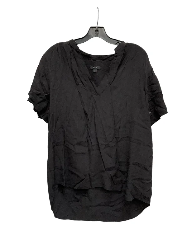 Transitional women's topsBlack Top Short Sleeve J. Crew, Size M